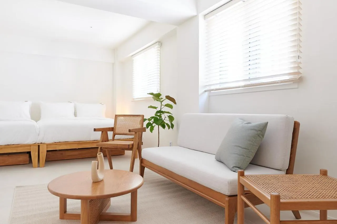 White Linen House Daire Seul Güney Kore