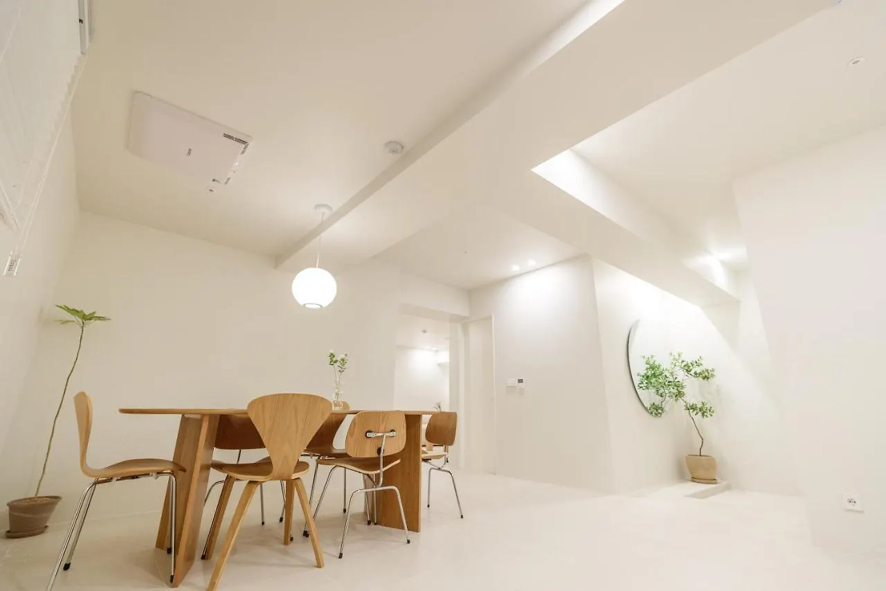 White Linen House Daire Seul