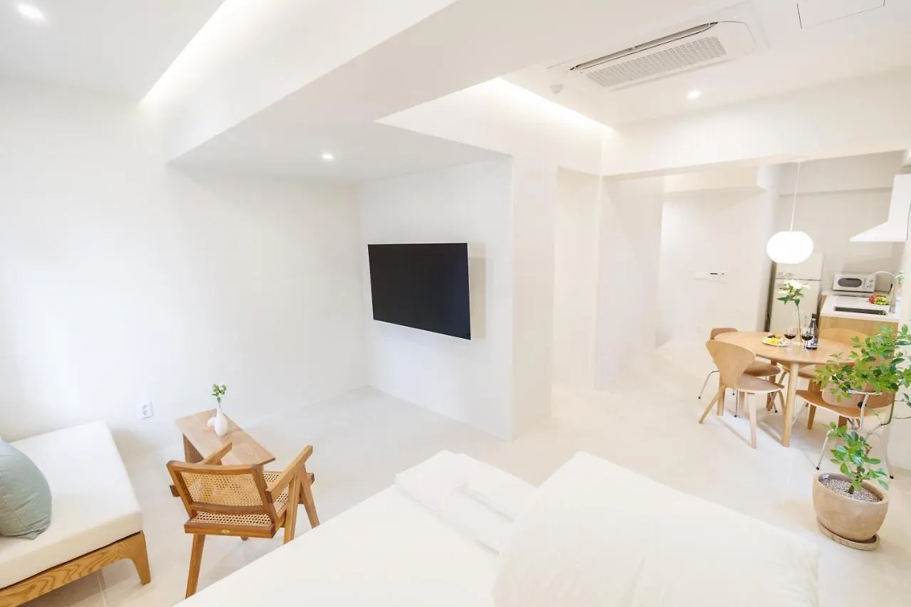White Linen House Daire Seul