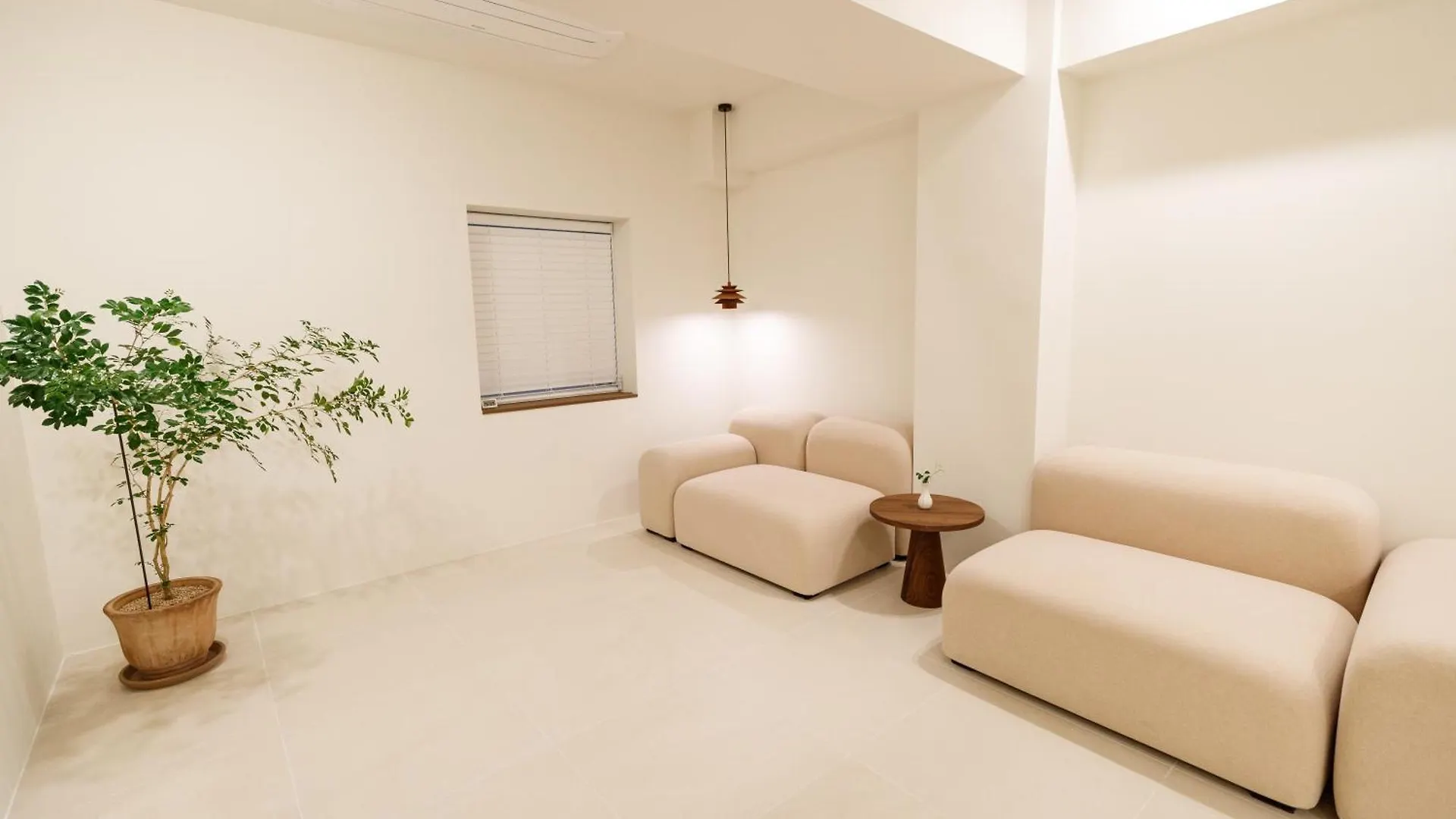 White Linen House Daire Seul