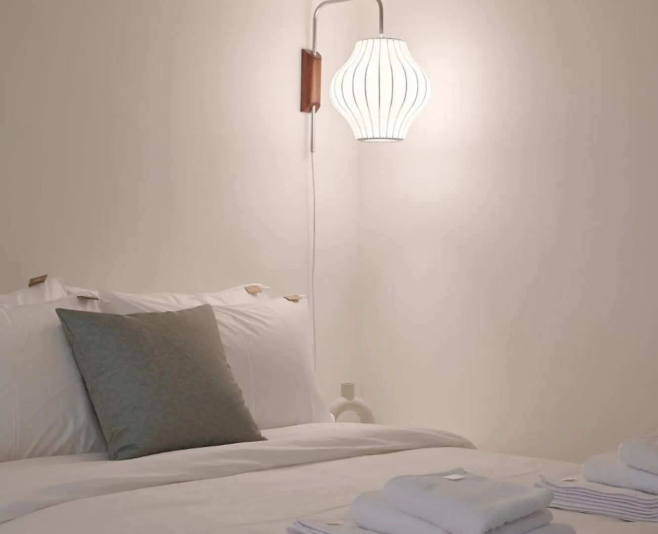 White Linen House Daire Seul